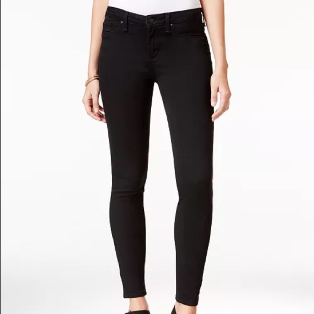 NWT Jessica Simpsons Kiss Me Super Skinny Black Jeans